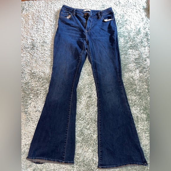 Size 9 high rise flared blue jeans - Picture 1 of 3